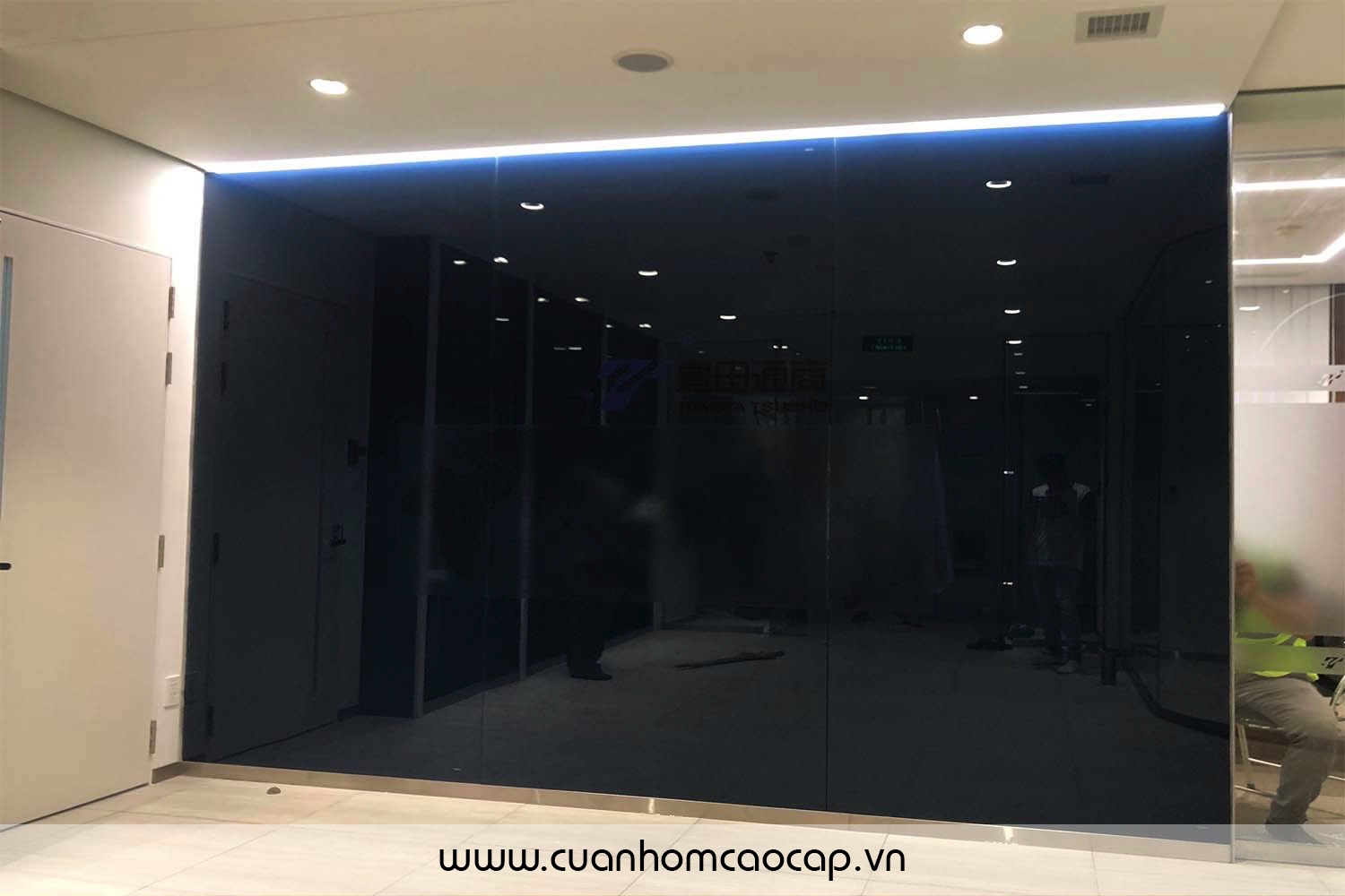 Cung cấp, thi công kính sơn dán tường