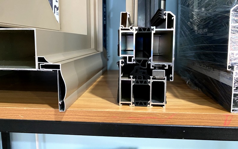 Cửa Nhôm Cách Nhiệt - Made in Việt Nam