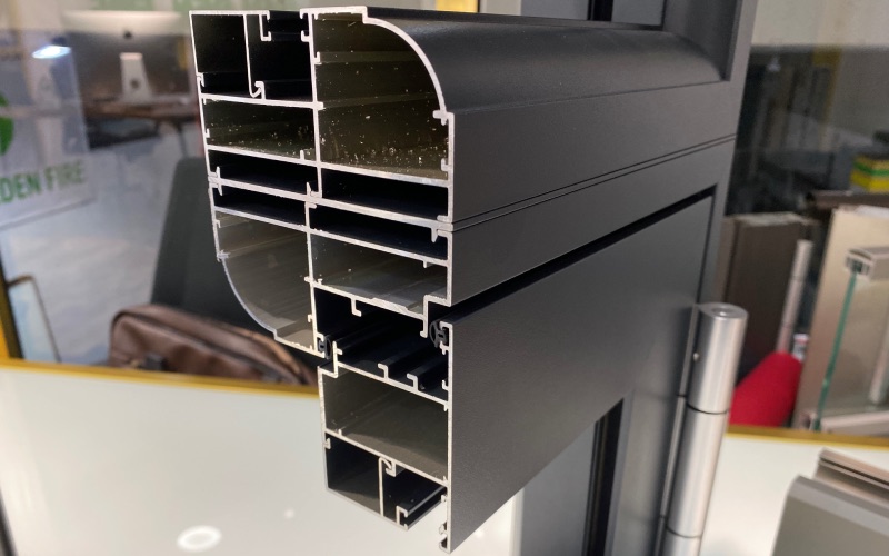 Cửa Nhôm Nhập Khẩu Malaysia