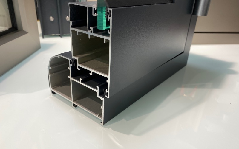 Cửa Nhôm Nhập Khẩu Malaysia